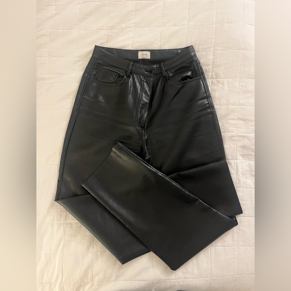 Aritzia Wilfred Melina Leather Pants size 8